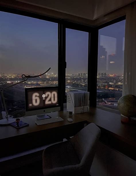 jasmine ⤨ MAXIDENT on Twitter: "A thread of what each Stray Kids member would do when you’re studying late at night https://t.co/sX6yFvcjqU" / Twitter