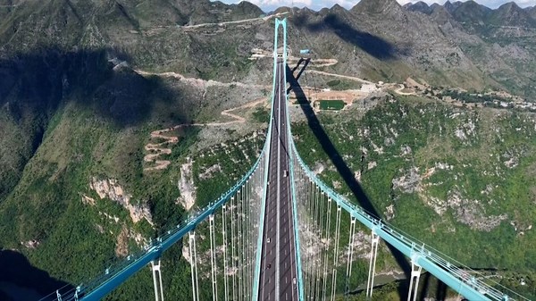 World’s tallest bridge officially opens in China