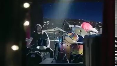 BEST DRUM BATTLE EVER! 🙌 Dave Grohl vs Animal | The Solo Show
