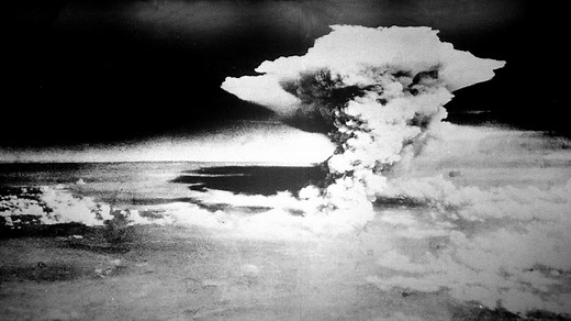 Hiroshima, Nagasaki & the First Atomic Bombs