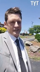 Reporter Schools Officer On The Law DURING 'Live' Report | Nerd Alert