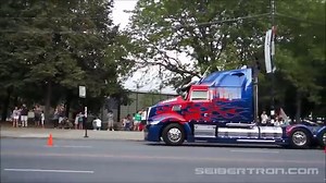 Transformers 4 filming in Chicago - Autobots on Columbus Drive