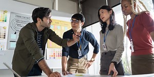 What is Group Communication? (Definition, Types, and Benefits)