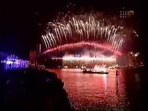 Sydney New Year's Eve 1999/2000 Midnight Fireworks (Highlights)