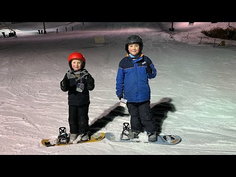 Teaching Kids to Snowboard - Tips & Advise for Beginners