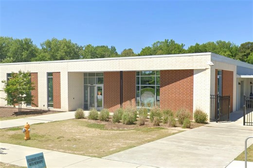 Raleigh man charged in arson at Oak City Cares